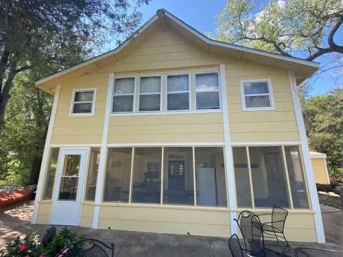 yellow-cabin-1